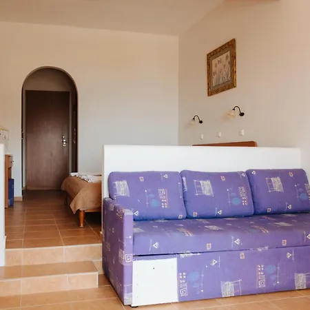 Apart Otel Finikas